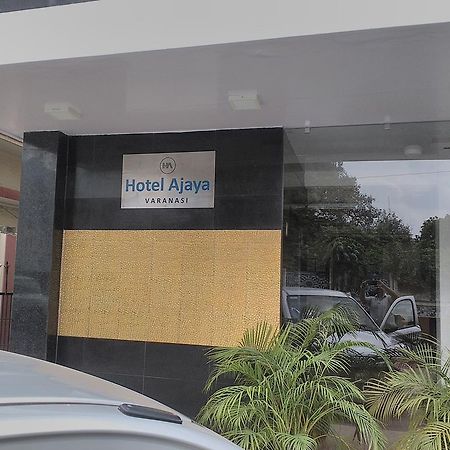 Hotel Ajaya Varanasi Exterior foto